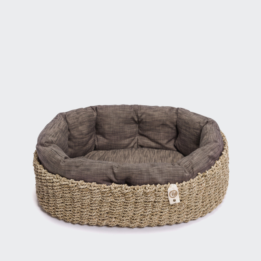 Dog Basket Lazy Maple from Cloud 7