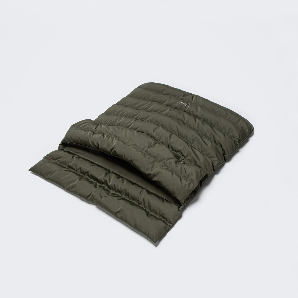 Dog Sleeping Bag Vancouver Olive from Cloud 7