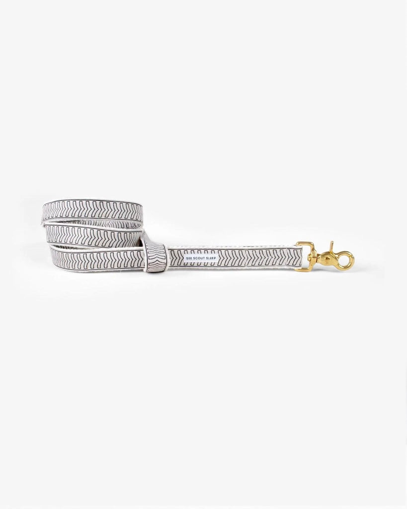 Chef 'L Bark - Standard Leash - Cream from By Scout