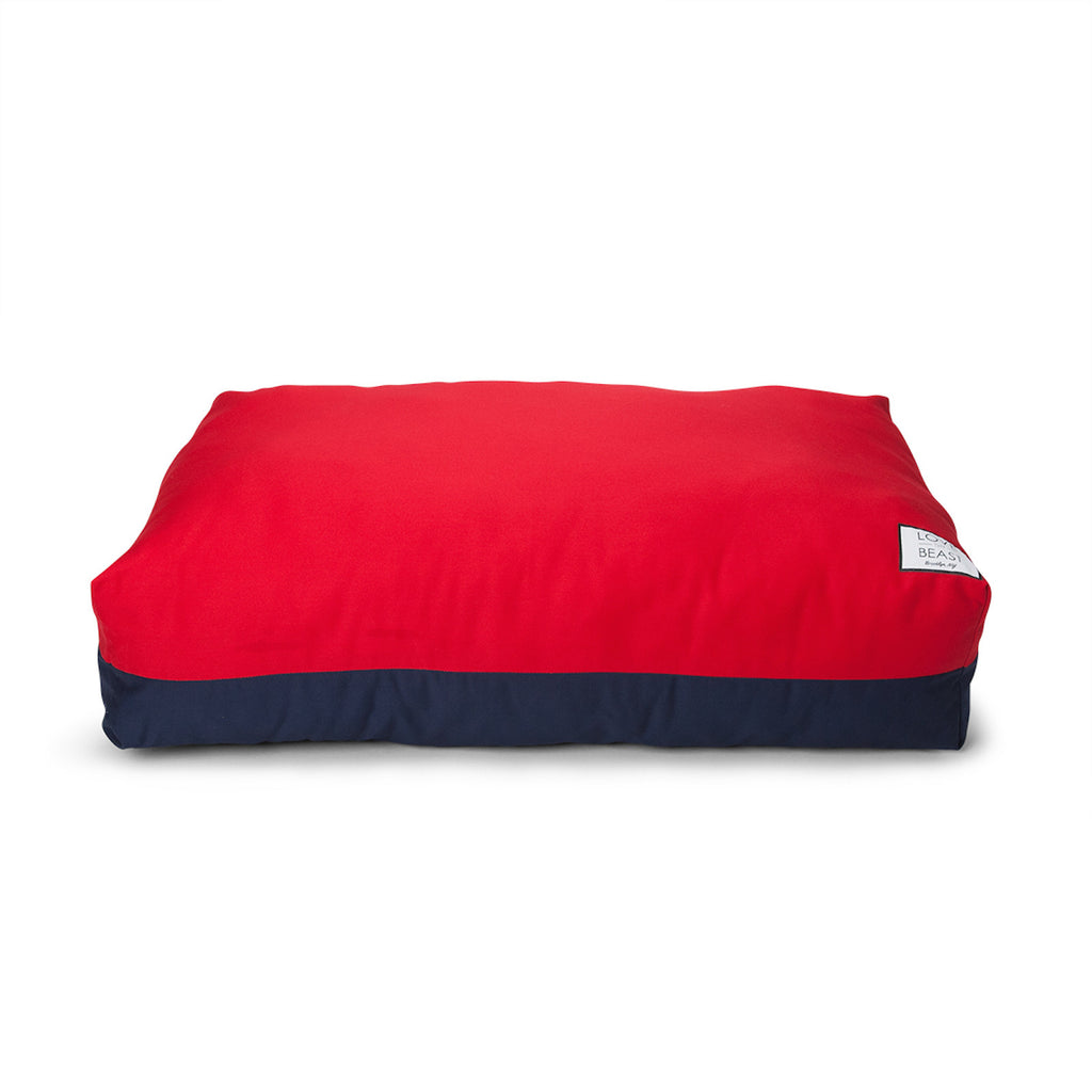 Flip Stitch Bed in Red & Navy